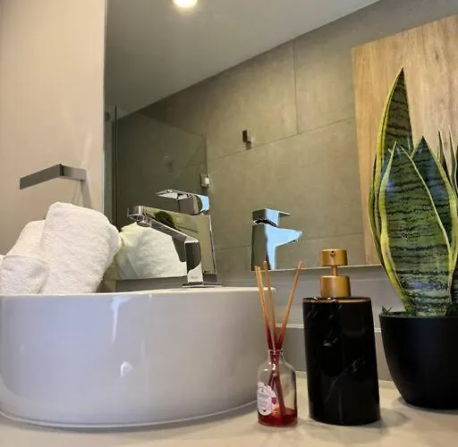 Apartment The And Work *